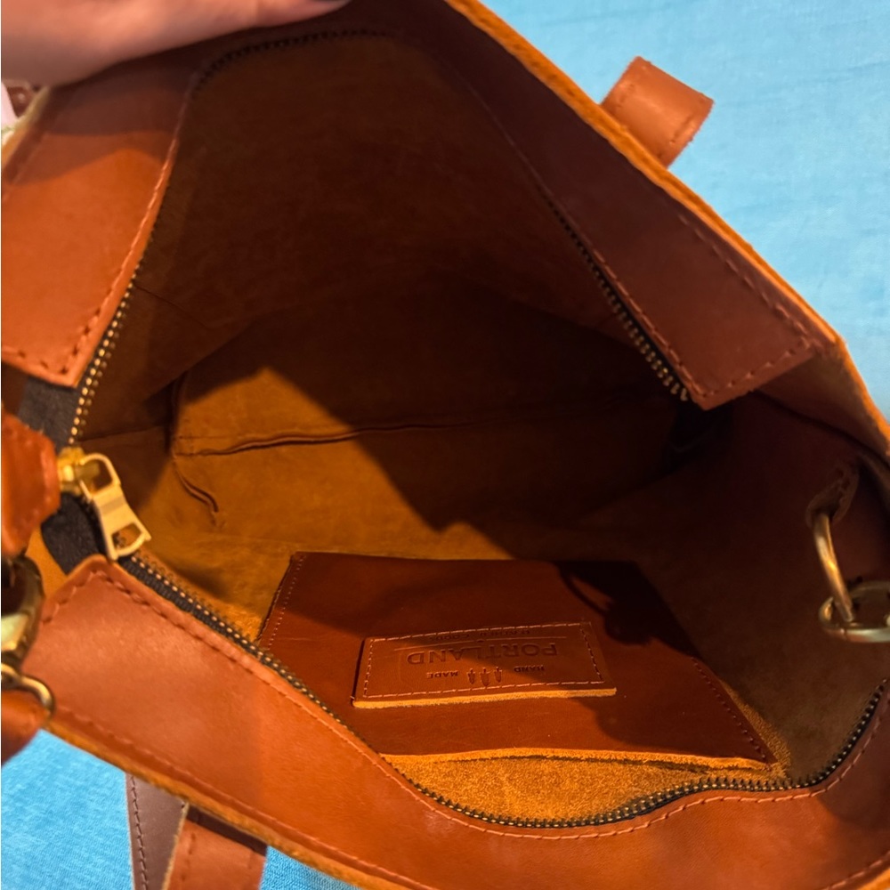 Portland leather goods, full-size Crossbody in honey